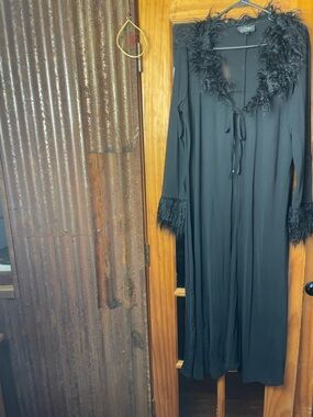 Widow’s Black Maxi Kimono with tie, Size 1X